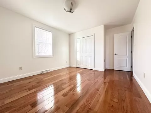 52 Dillon St, Chicopee, MA 01013 photo 25