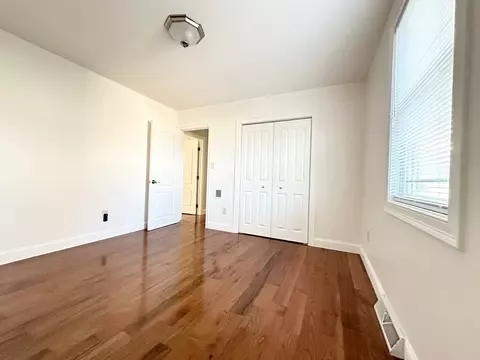 52 Dillon St, Chicopee, MA 01013 photo 20