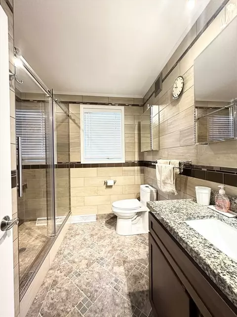 52 Dillon St, Chicopee, MA 01013 photo 22
