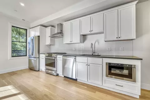 120 Moore St #202, Boston, MA 02128