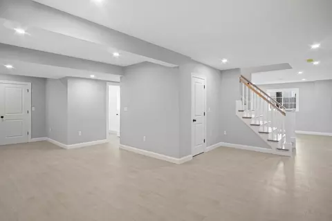 12 Olean Rd, Burlington, MA 01803 photo 35