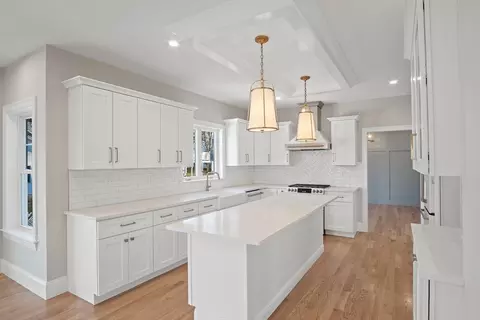 12 Olean Rd, Burlington, MA 01803 photo 5