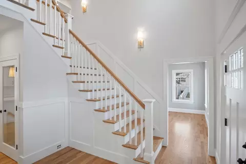 12 Olean Rd, Burlington, MA 01803 photo 4