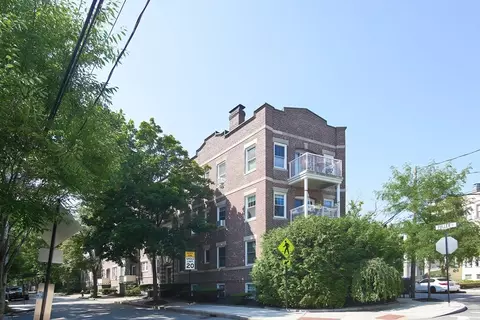 208 Fuller St #6, Brookline, MA 02445 photo 3