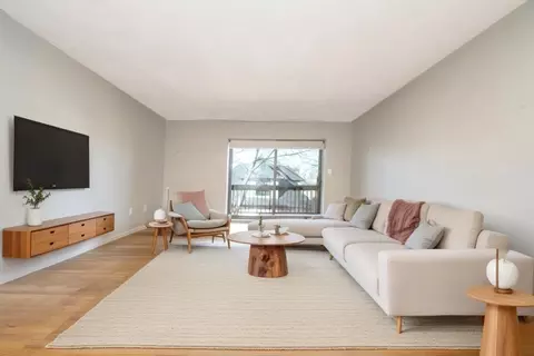 41 Centre St #403, Brookline, MA 02445 photo 4