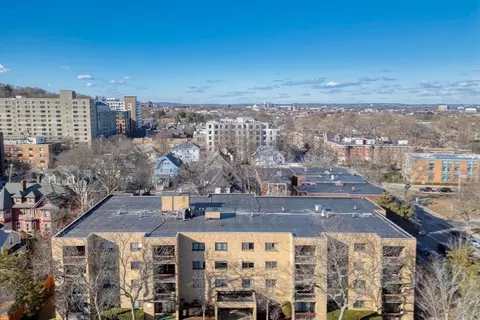 41 Centre St #403, Brookline, MA 02445 photo 19