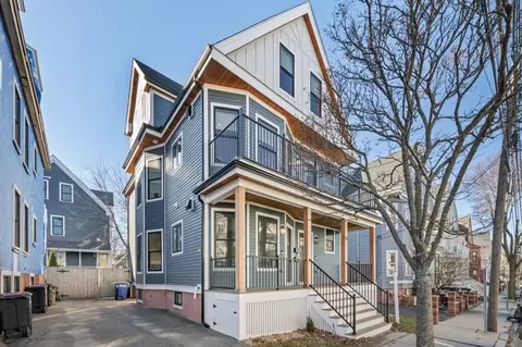 18 Windsor Rd #1, Somerville, MA 02144