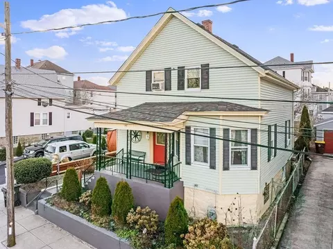 19 Ada St, Fall River, MA 02721 photo 2