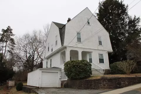 4 Spring Ter, Greenfield, MA 01301