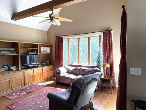 14 Laurel Dr, Ashburnham, MA 01430 photo 10