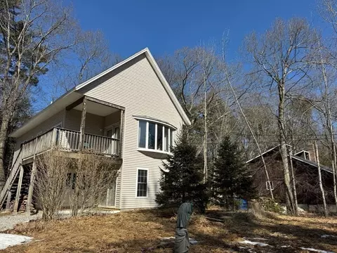 14 Laurel Dr, Ashburnham, MA 01430 photo 2