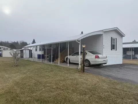 556 Central St #94, Leominster, MA 01453