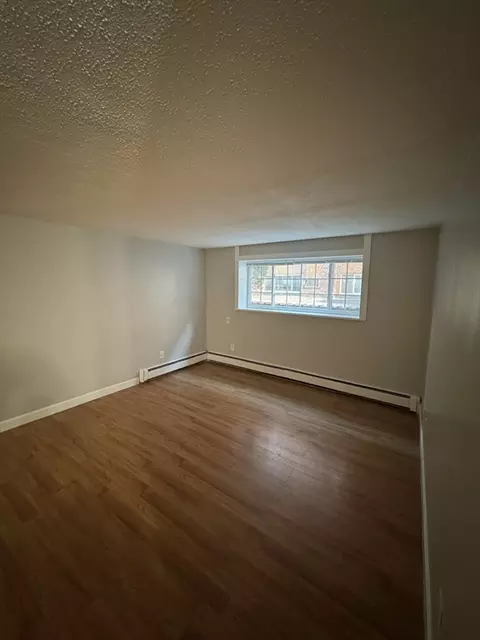 21 Staples Ave #14, Everett, MA 02149 photo 4
