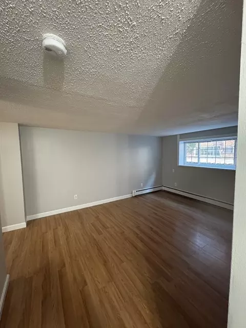 21 Staples Ave #14, Everett, MA 02149 photo 5