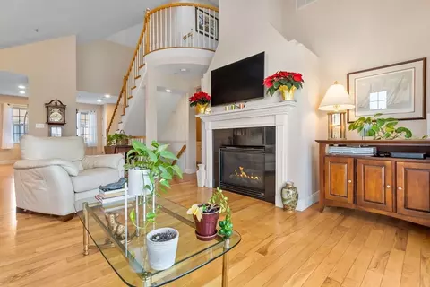 410 Salem St #701, Wakefield, MA 01880