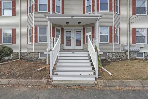 337 Newton St #2, Waltham, MA 02453