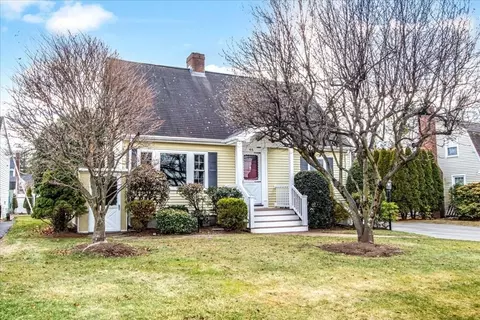46 Morton St, Needham, MA 02494 photo 2