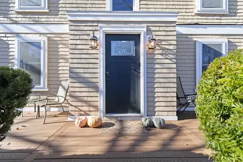 36 N Main St, Upton, MA 01568 photo 4