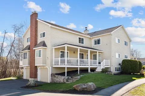 10 Carnation Cir #B, Reading, MA 01867