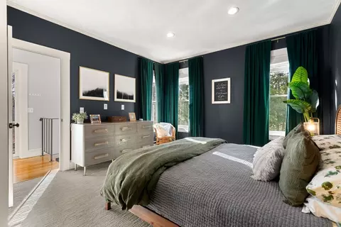 Bedroom - 5 Elm Pl, Marblehead, MA 01945 photo 2 of 7