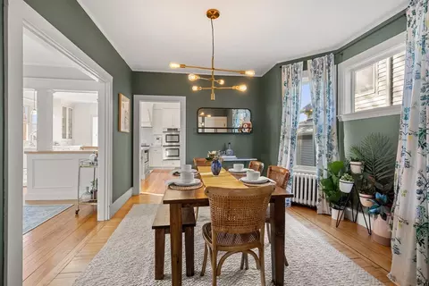 Dining - 5 Elm Pl, Marblehead, MA 01945 photo 2 of 2