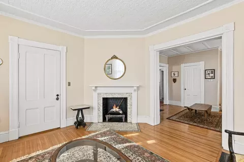 636 Sumner Ave, Springfield, MA 01108 photo 4
