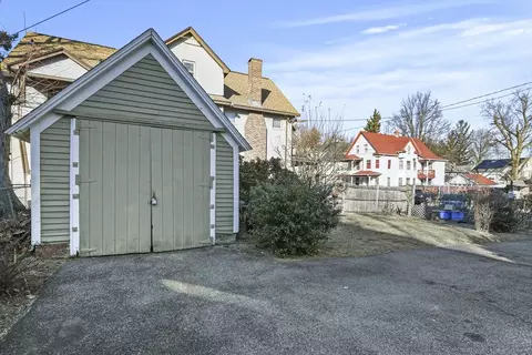 636 Sumner Ave, Springfield, MA 01108 photo 39