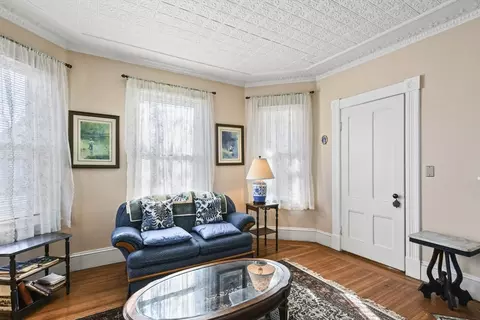 636 Sumner Ave, Springfield, MA 01108 photo 3