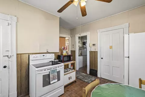 636 Sumner Ave, Springfield, MA 01108 photo 9