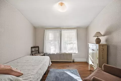 Bedroom - 20 Sunset Rd, Wellesley, MA 02482 photo 5 of 10