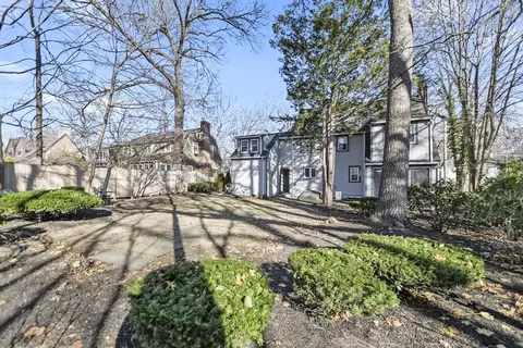 Exterior - 20 Sunset Rd, Wellesley, MA 02482 photo 10 of 13