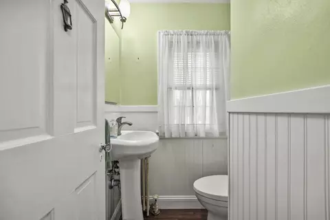 Other - 20 Sunset Rd, Wellesley, MA 02482 photo 3 of 8