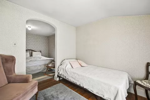 Bedroom - 20 Sunset Rd, Wellesley, MA 02482 photo 6 of 10