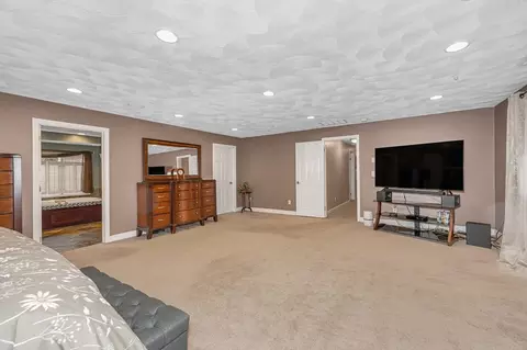 6 Montclair Cir, Billerica, MA 01821 photo 16