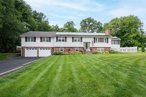 6 Montclair Cir, Billerica, MA 01821