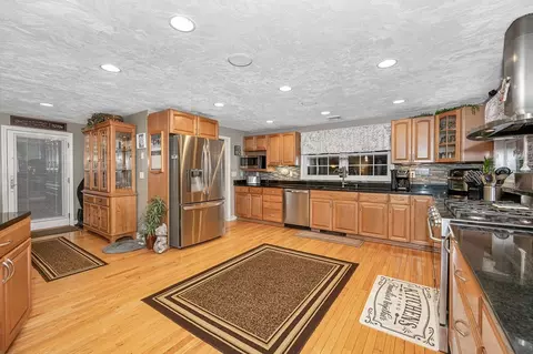 6 Montclair Cir, Billerica, MA 01821 photo 7