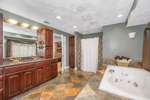 6 Montclair Cir, Billerica, MA 01821 photo 18