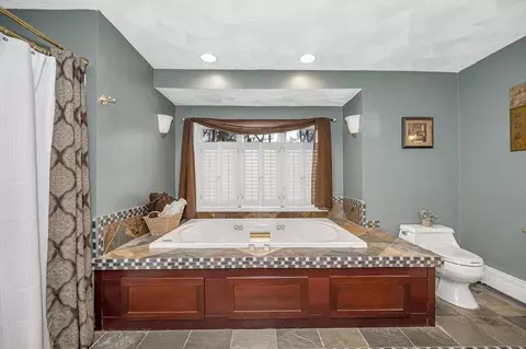 6 Montclair Cir, Billerica, MA 01821 photo 17