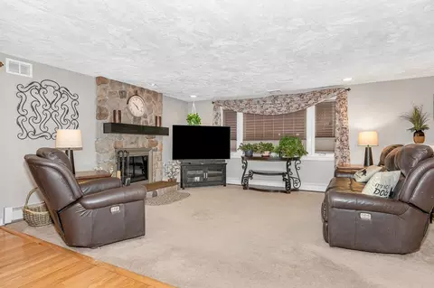 6 Montclair Cir, Billerica, MA 01821 photo 11
