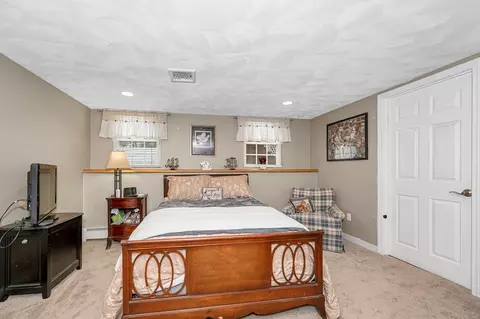 6 Montclair Cir, Billerica, MA 01821 photo 31