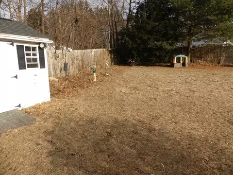 Exterior - 16 Factory Pl, Chicopee, MA 01013 photo 5 of 8