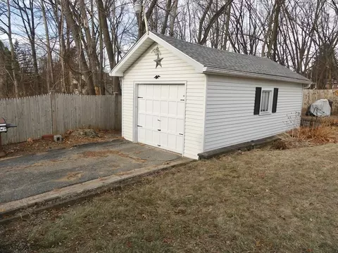 Exterior - 16 Factory Pl, Chicopee, MA 01013 photo 3 of 8