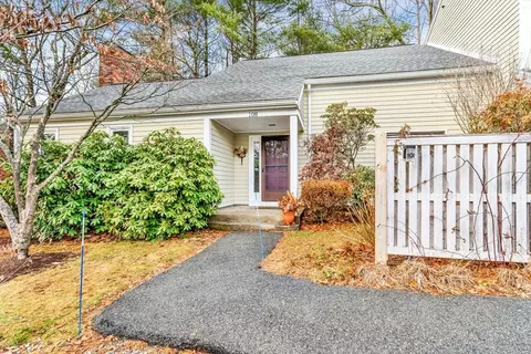 108 Fifer Ln #108, Lexington, MA 02420