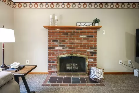 27 Powers Ln, Attleboro, MA 02703 photo 10