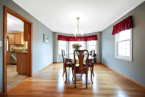 27 Powers Ln, Attleboro, MA 02703 photo 16