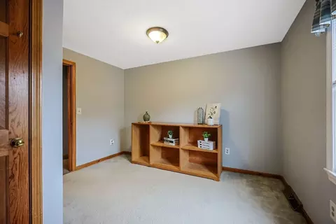 27 Powers Ln, Attleboro, MA 02703 photo 34