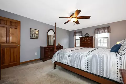 27 Powers Ln, Attleboro, MA 02703 photo 22