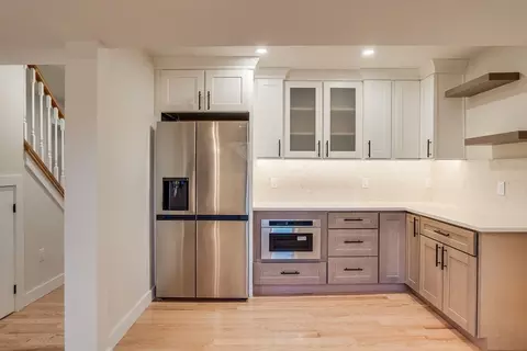 30 Williams St, Beverly, MA 01915 photo 12