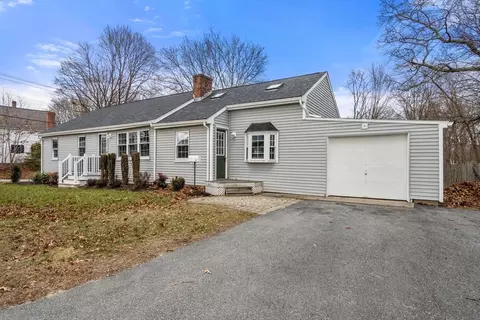 76 Waltham St, Maynard, MA 01754