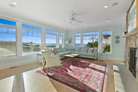 5 Howe Rd, Nahant, MA 01908 photo 4